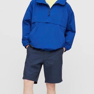 Uniqlo navy blue linen blended shorts.